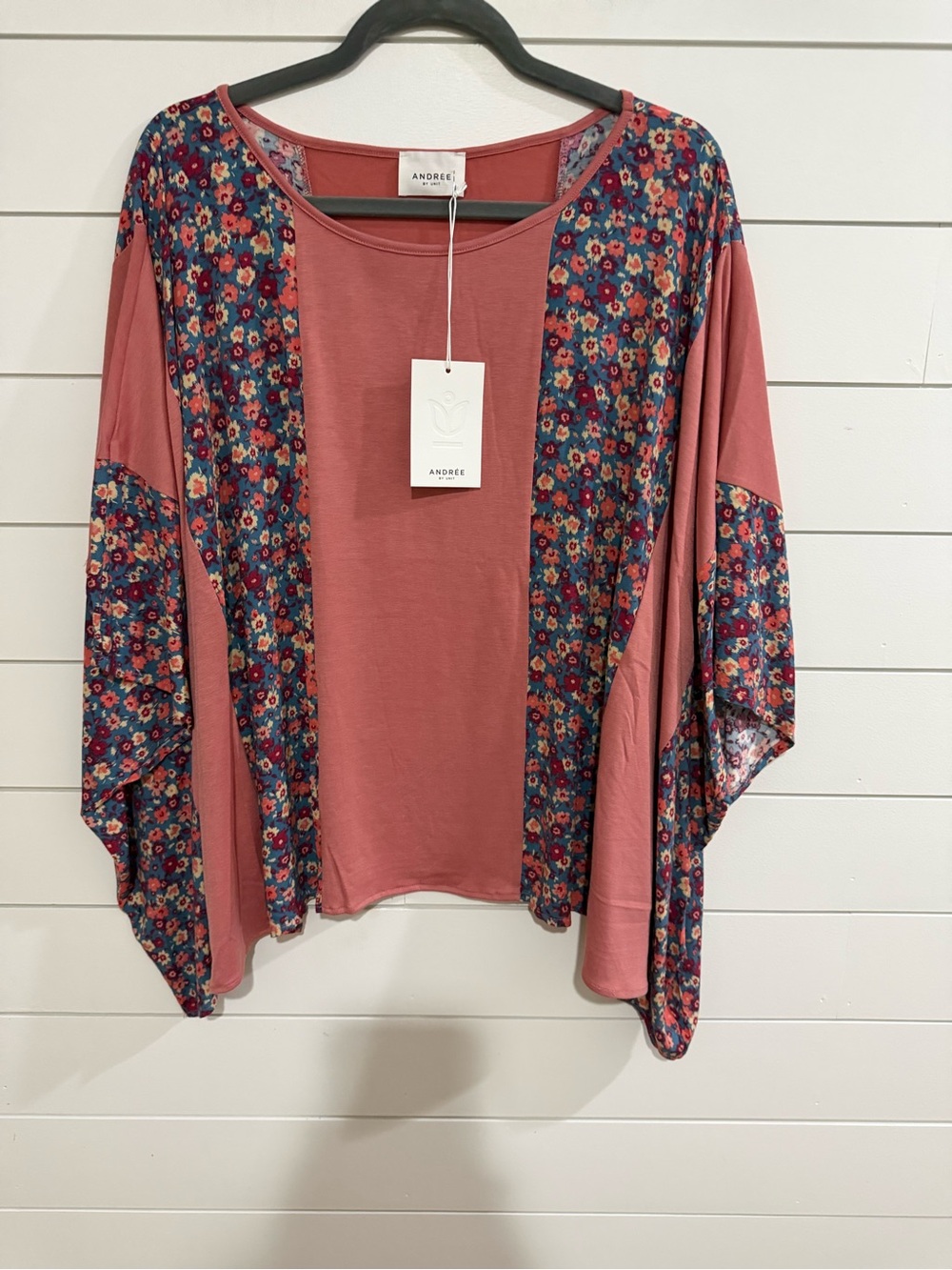 ANDREE BY UNIT Dusty Rose Floral-Trim Kimono Top